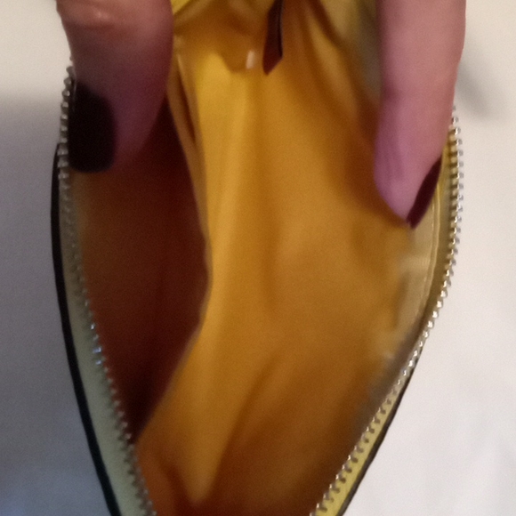 Coach Wristlets... Last one!!!!! - Picture 4 of 9